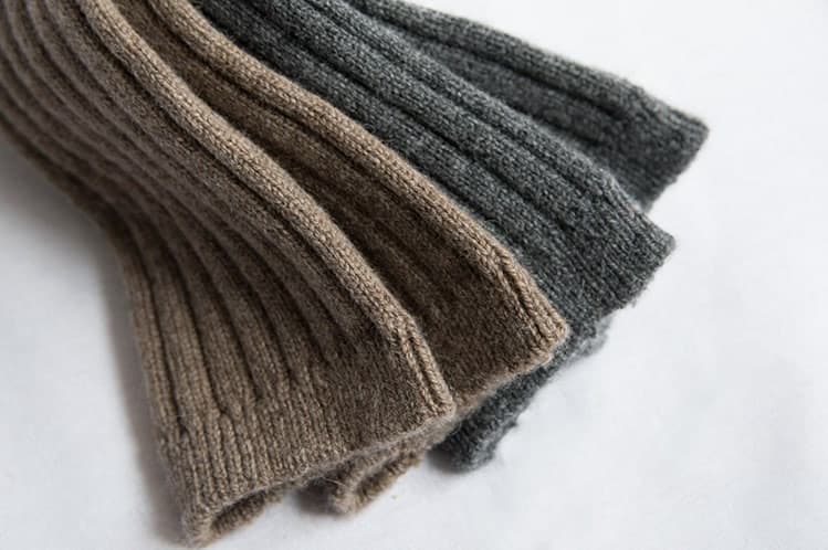 Cashmere Ribbed Socks Amber.