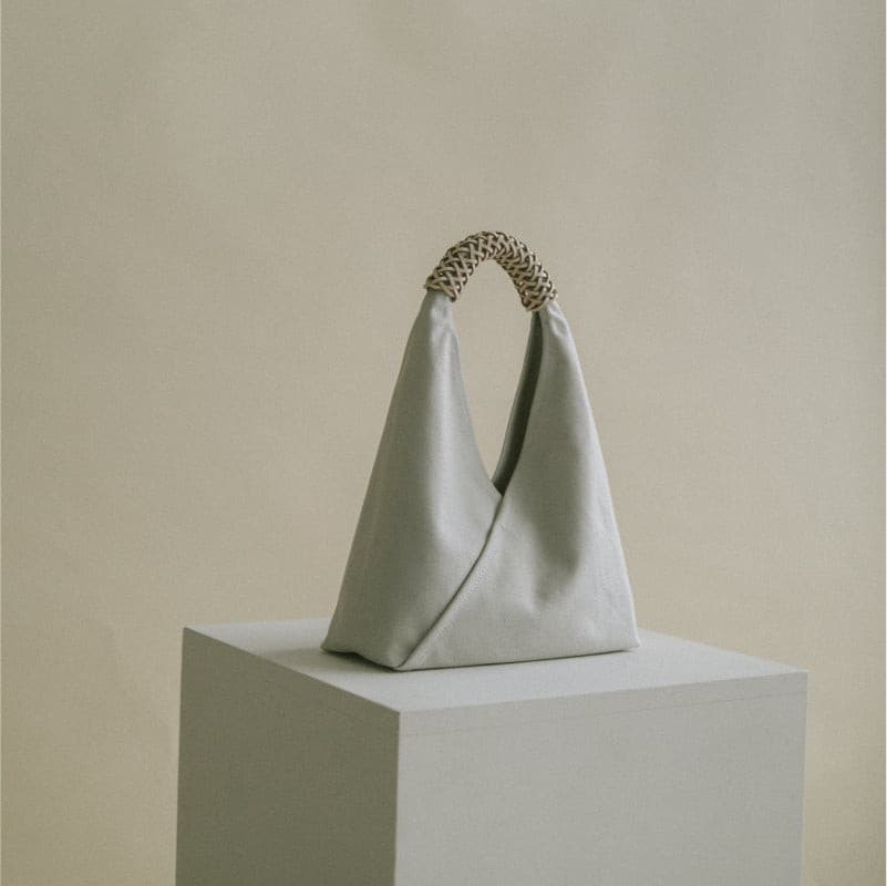 Woven Triangle Bag Small.
